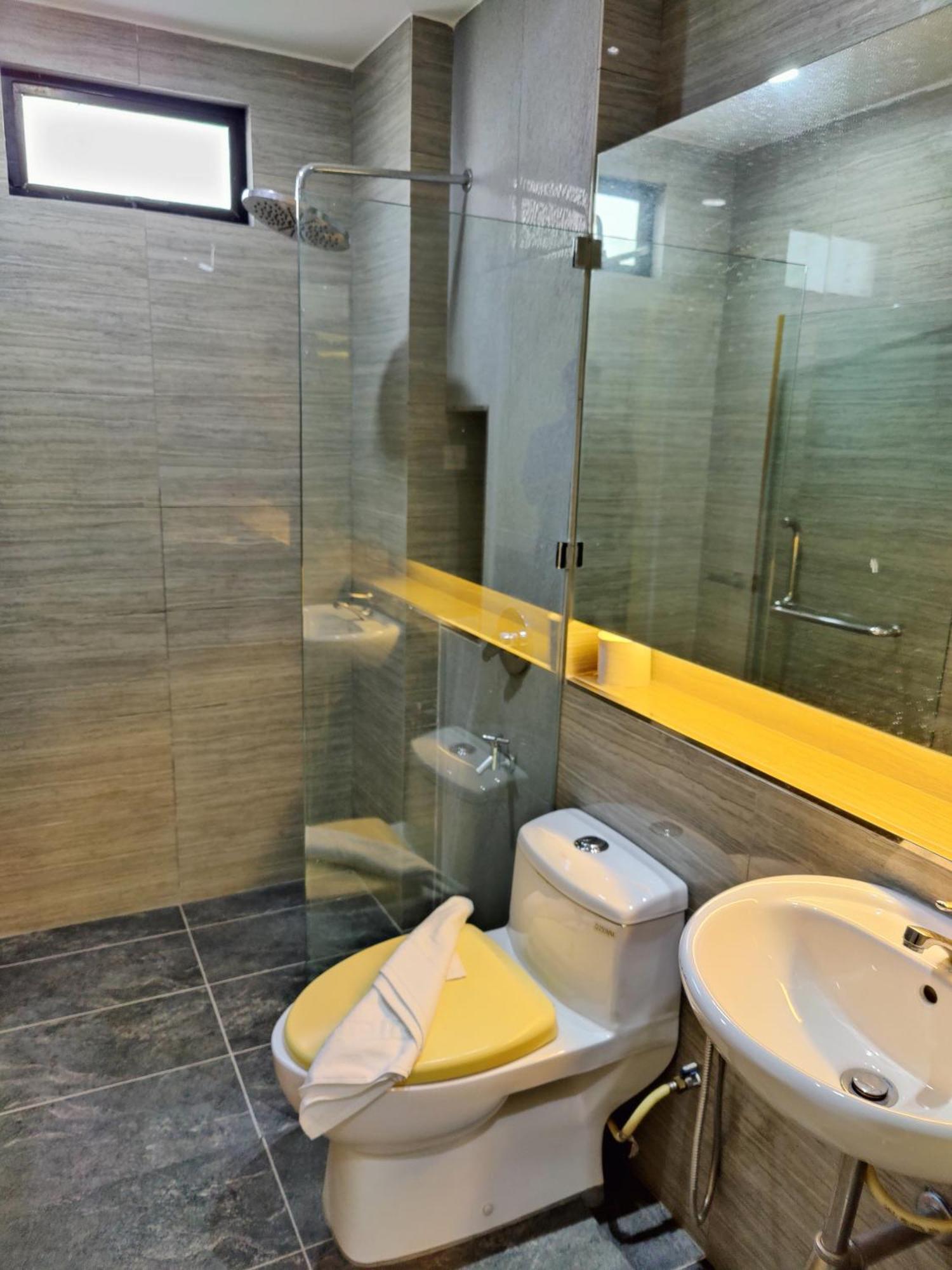 Hotel Oyo 90848 Link