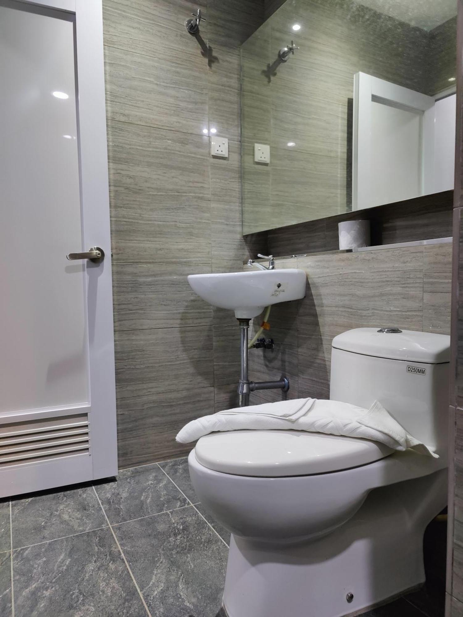 Hotel Oyo 90848 Link 2*
