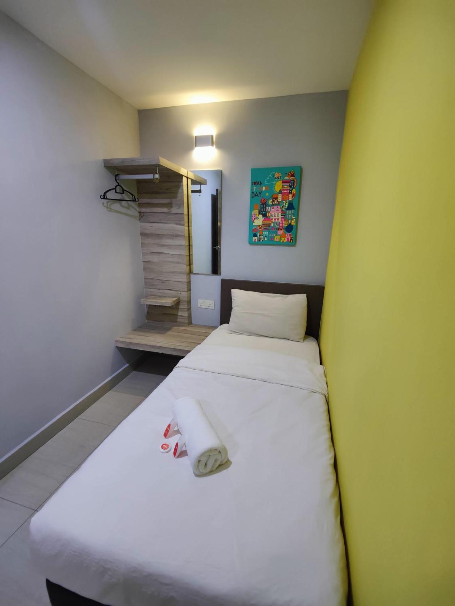Oyo 90848 Link Hotel Johor Bahru